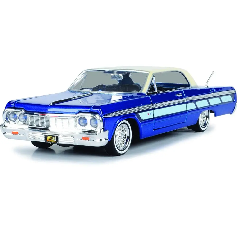 Motormax 1:24 Scale Non-Riding Toy Vehicle 7.75 inches (L) x 3 inches (W) x 3 inches (H) | Candy Blue Metallic - main product image
