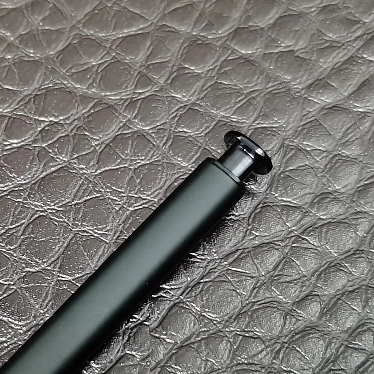Bestdealing S22 Ultra 5G S Pen Replacement Stylus for Samsung Galaxy S22 Ultra 5G 6.8" Phantom Black | Non-Bluetooth Stylus with 5 Tips & Repair Tool - view 4