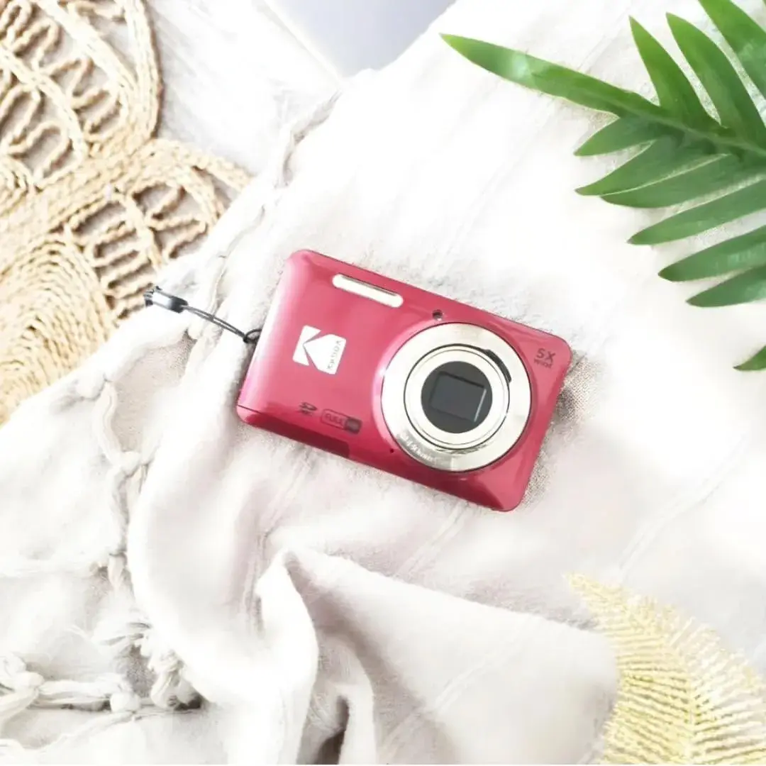 Kodak PIXPRO FZ55 Digital Camera 16MP 5X Optical Zoom 28mm Wide Angle 1080p Full HD Video 2.7" LCD (Red) | Compact Point-and-Shoot - view 2