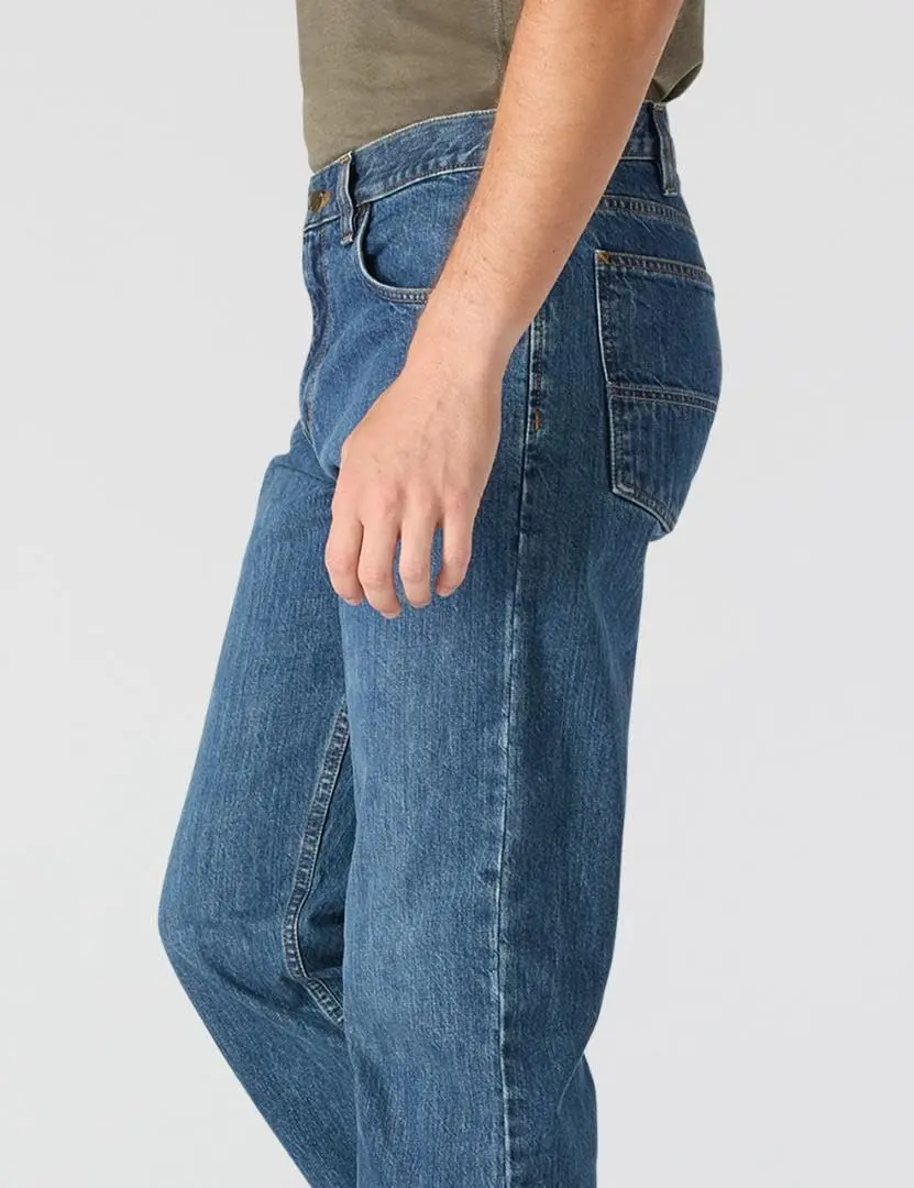 Carhartt Relaxed Straight Jean 32W x 32L | Durable Midweight Cotton Denim - view 3