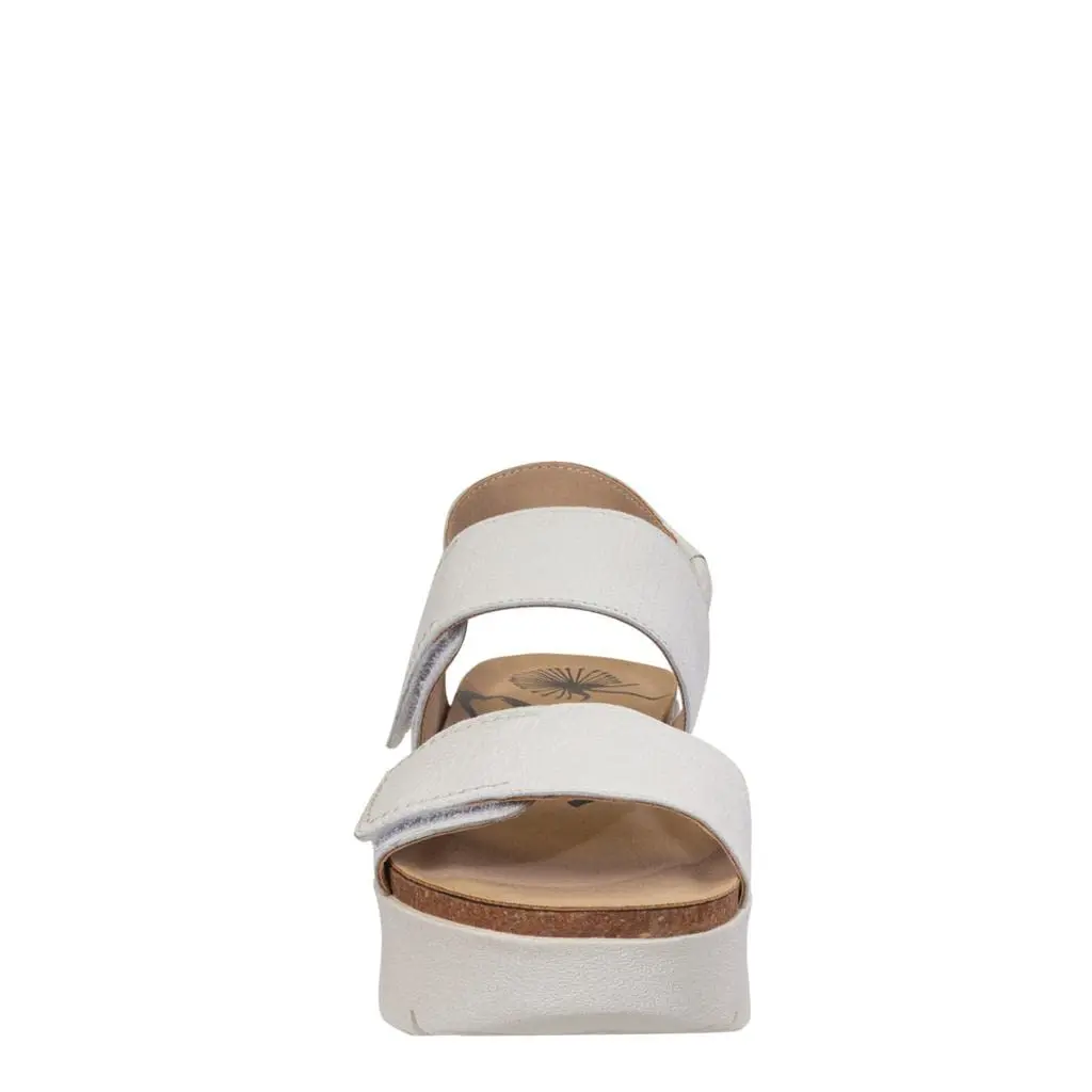 OTBT MONTANE Platform Sandal, DOVE, US Size 8 | Sporty Lightweight Fit - view 7