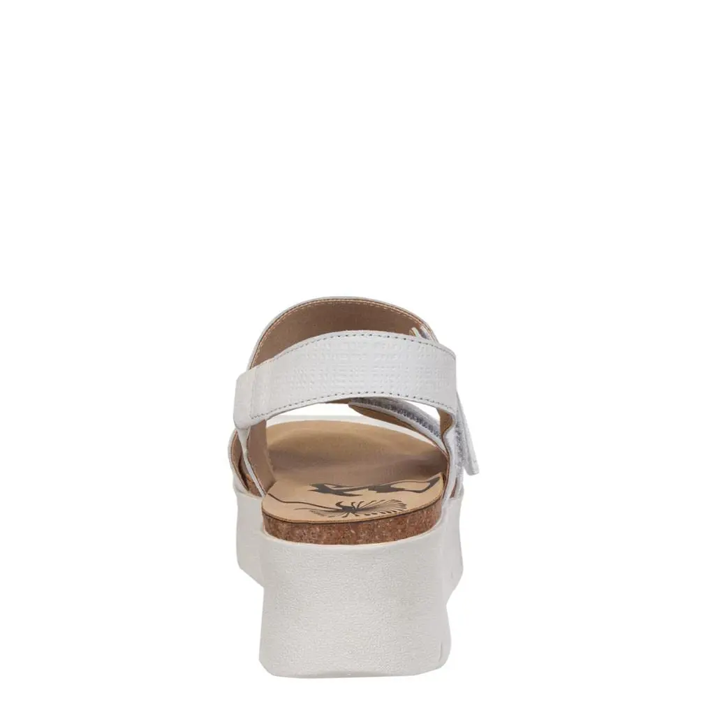 OTBT MONTANE Platform Sandal, DOVE, US Size 8 | Sporty Lightweight Fit - view 2