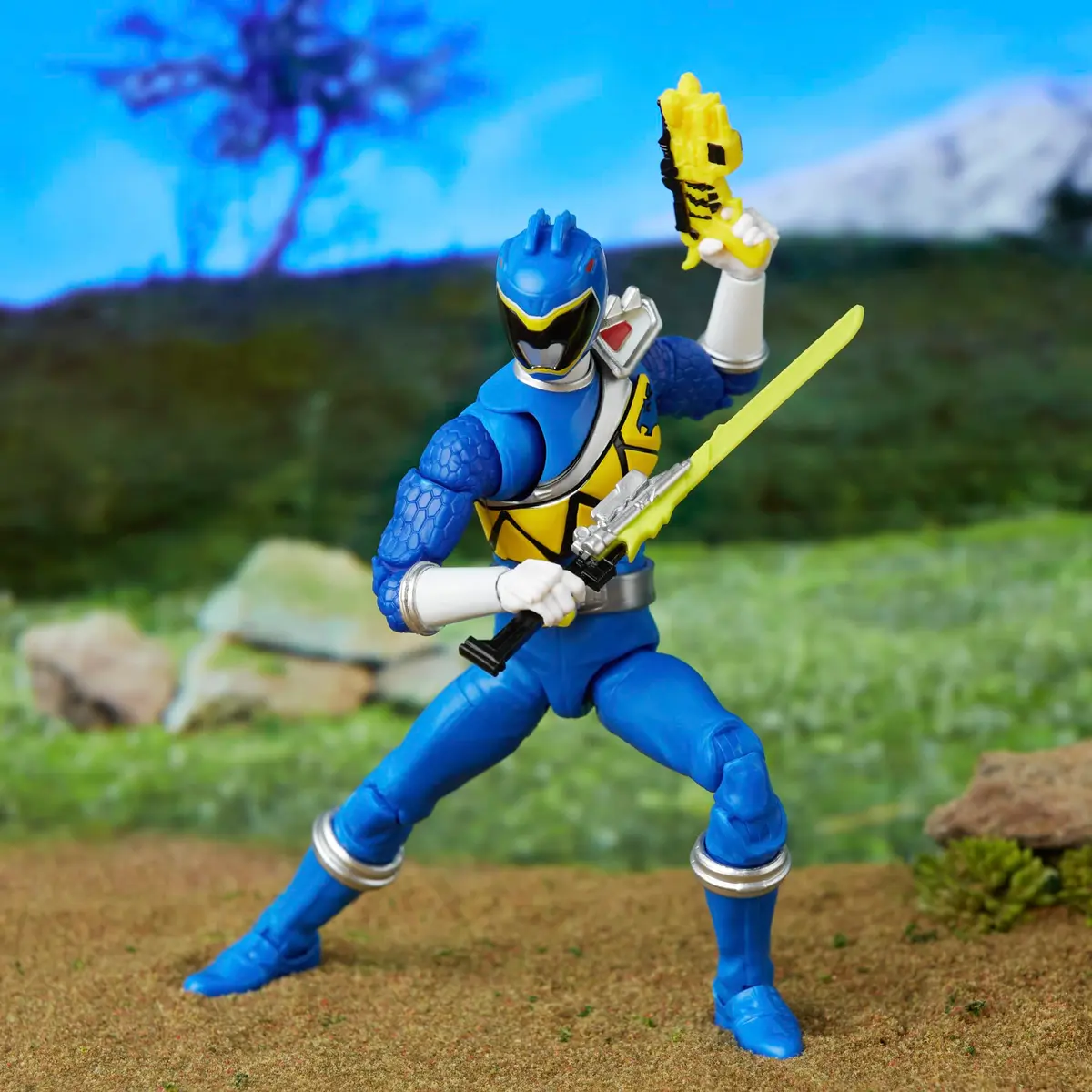 Power Rangers Lightning Collection Dino Charge Blue Ranger 6-inch Action Figure | Premium Poseability for Kids 4+ - view 7