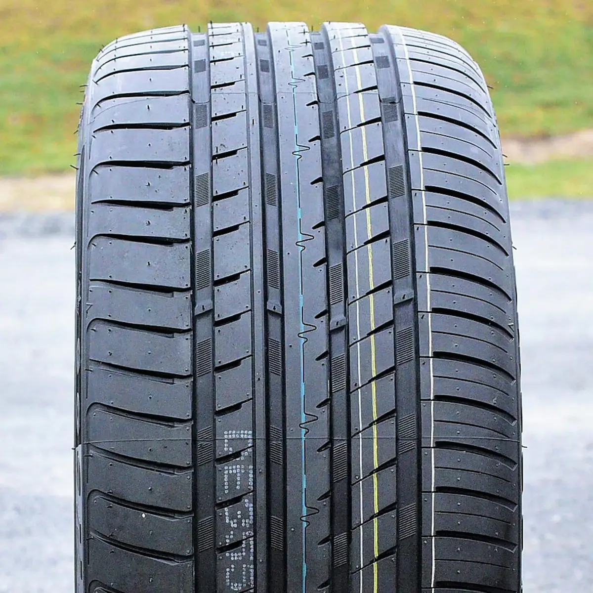 Cosmo MuchoMacho 255/35R18XL 94Y Tire | High-Performance Passenger Tire for Sport Driving - view 5