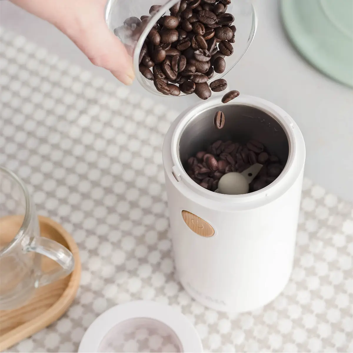 Aroma Housewares Mini Electric Coffee Grinder 40g (1.4 oz) | Fast Grinding for Coffee Beans, Spices, Herbs - view 6