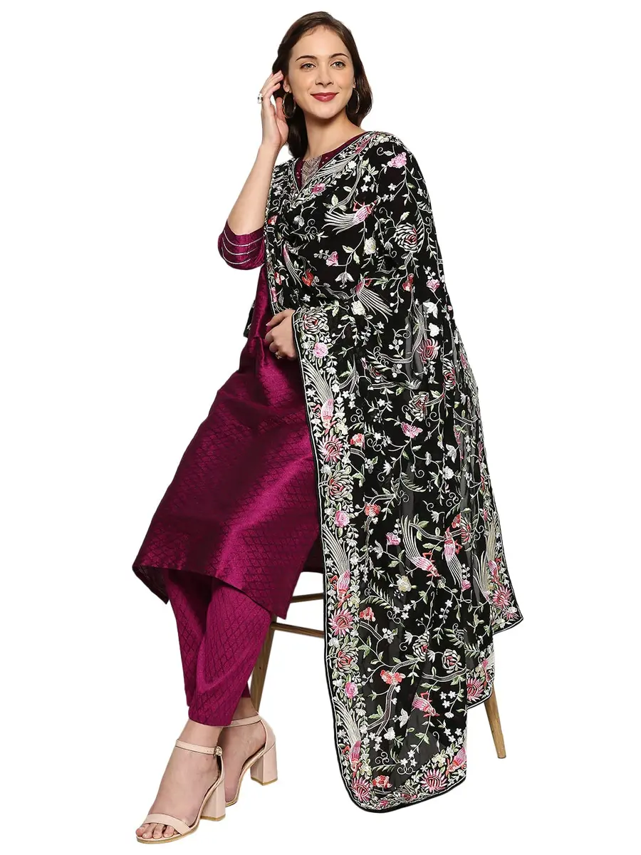 DUPATTA BAZAAR Parsi Gara Embroidered Georgette Dupatta 228 cm (90 inches) | Black Floral & Bird Work - view 3