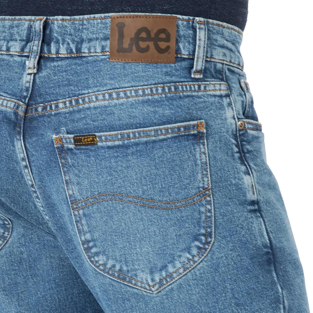 Lee Men's Legendary Relaxed Fit Jean, True Blue, 32W x 32L | Straight Leg - view 3