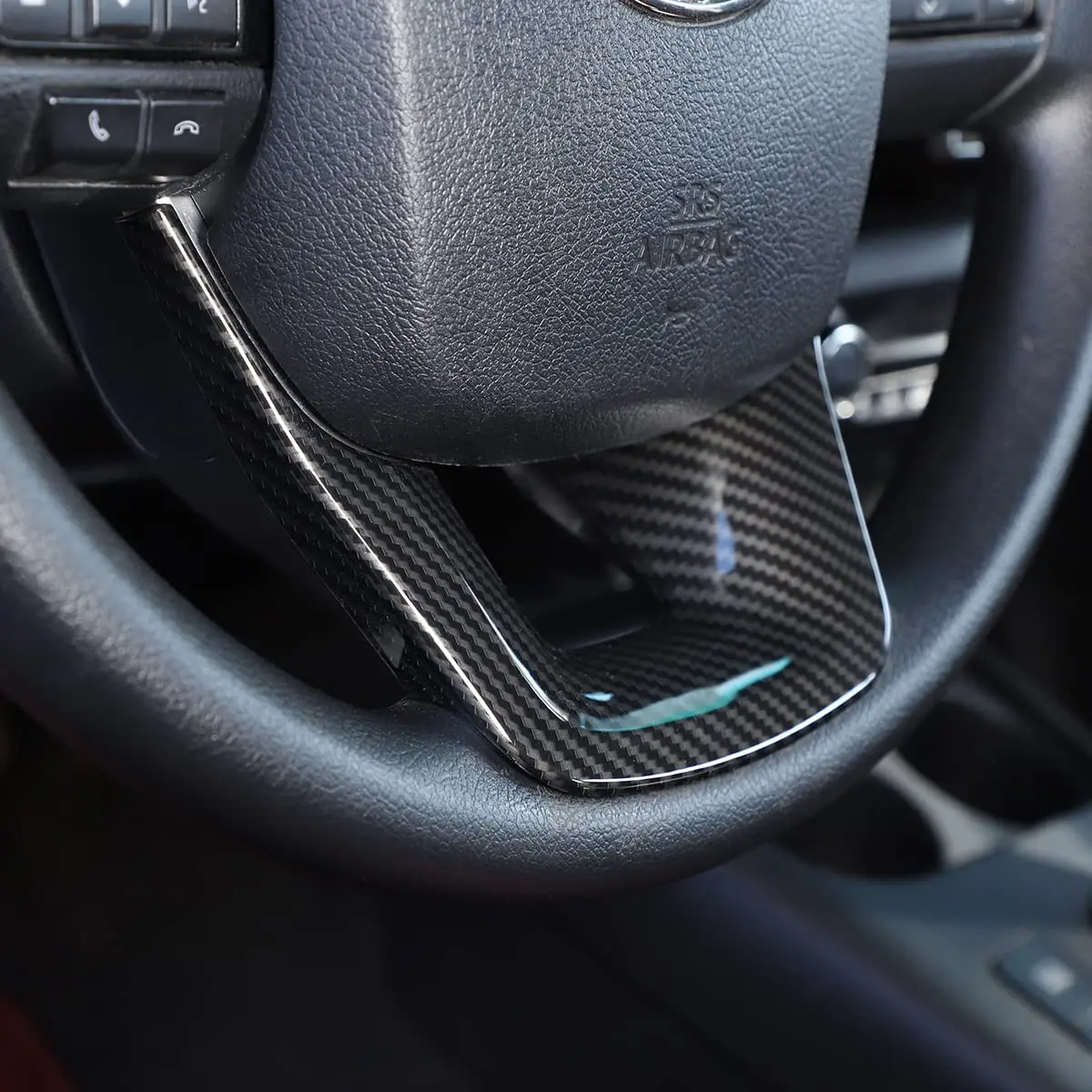 CHEAYAR Carbon Fiber Pattern Steering Wheel Trim Cover for Toyota Fortuner 2016-2022 | Interior Protection Frame - view 6
