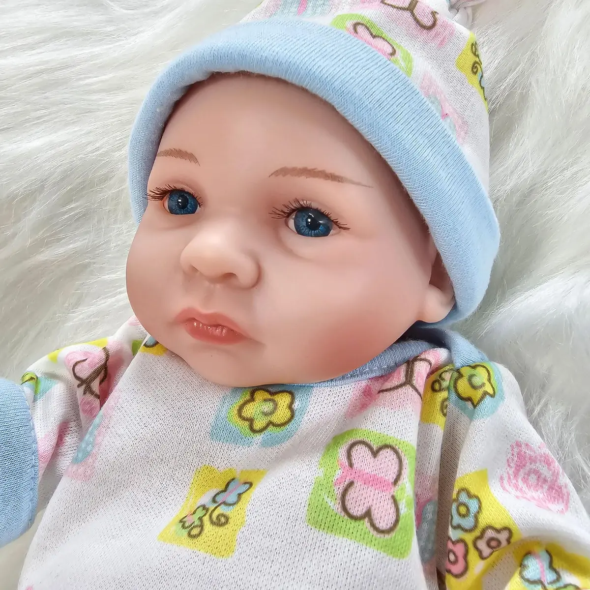 JRLCGYP Realistic Reborn Baby Boy Doll 25 cm (10 Inch) | Anatomically Correct Silicone Vinyl - view 2