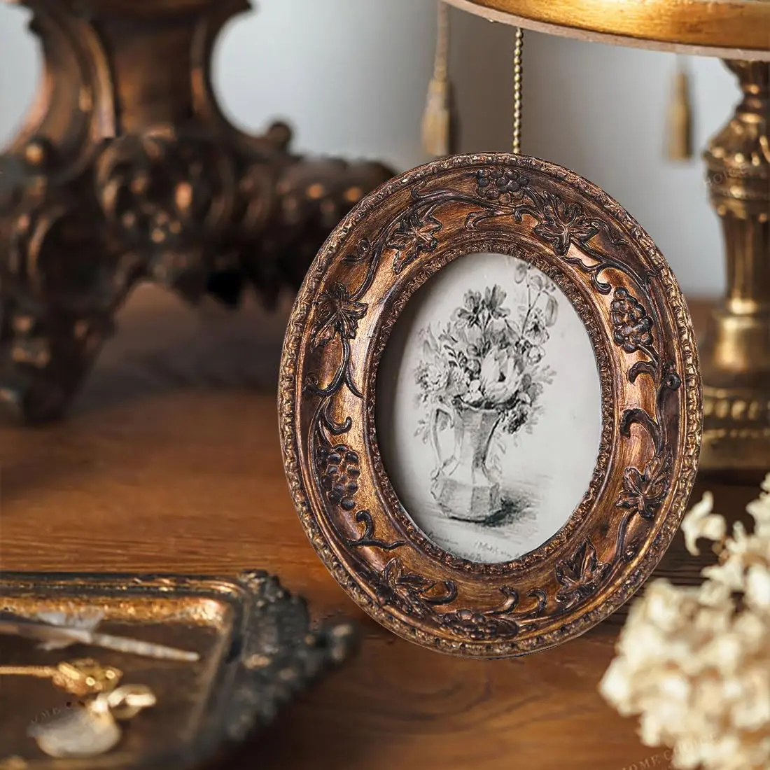 SIKOO 2.5×3.5 Oval Vintage Picture Frame Bronze Gold | Antique Mini Photo Frame with Velvet Easel - view 3