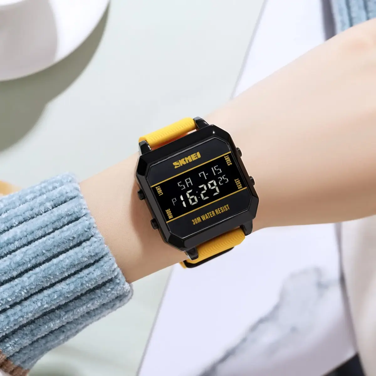 Gosasa Men's Digital Airplane Watch D-Yellow 47mm Case | Aviation-Inspired Design with LED Light - view 4