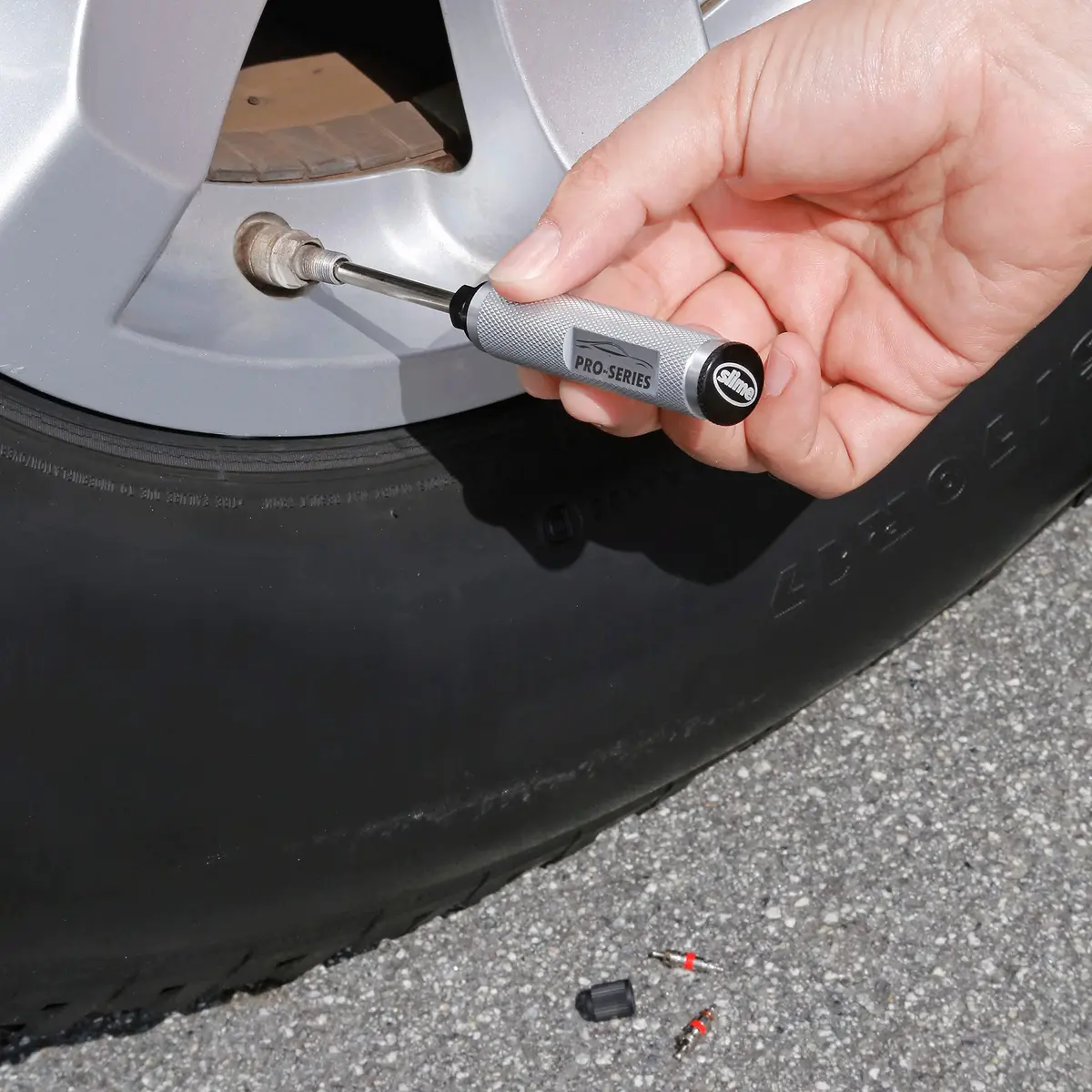 Slime Pro-Series Valve Core Removal Tool | Ergonomic Alloy Construction for Tire Pressure Accuracy - view 4