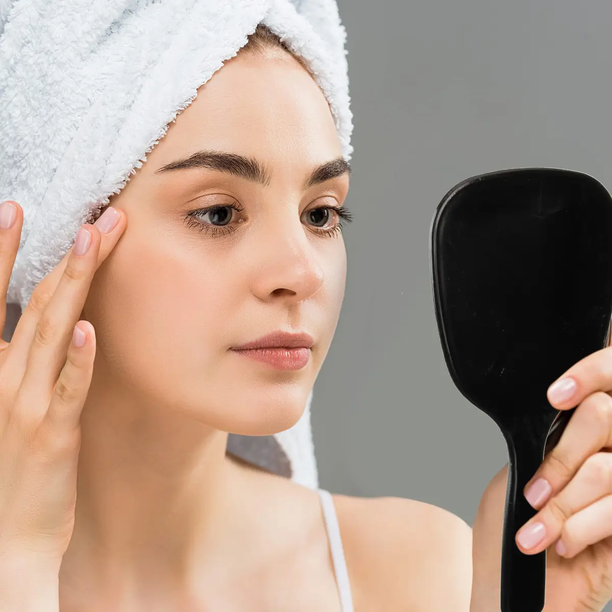 Vinsot Handheld Mirror 7.09 x 3.15 in | Small, Portable Makeup & Grooming Tool - view 4