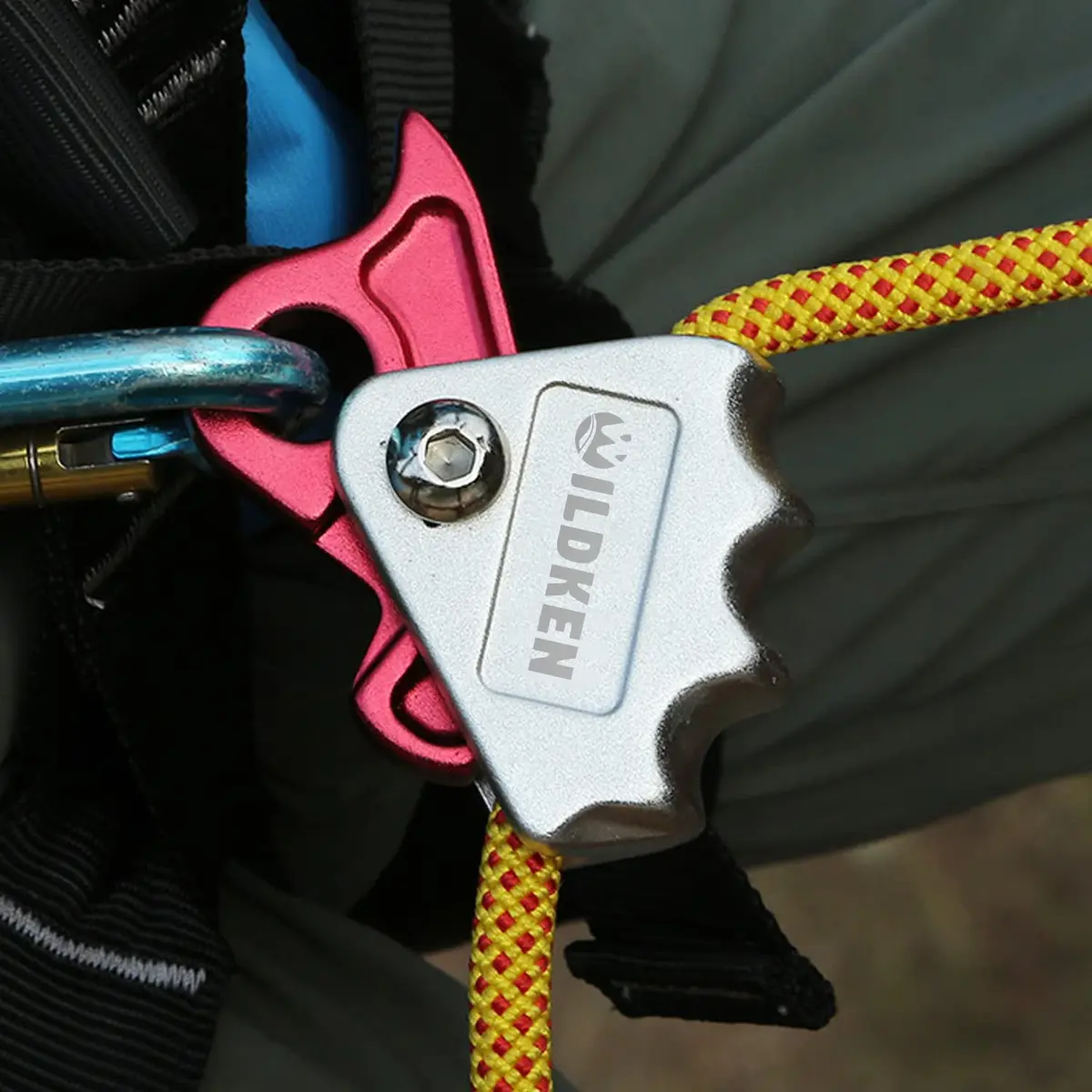WILDKEN Climbing Ascender Fall Protection Belay Device | Lightweight Magnesium Alloy Rope Grab (7.8*7.5cm, 95g) - view 7