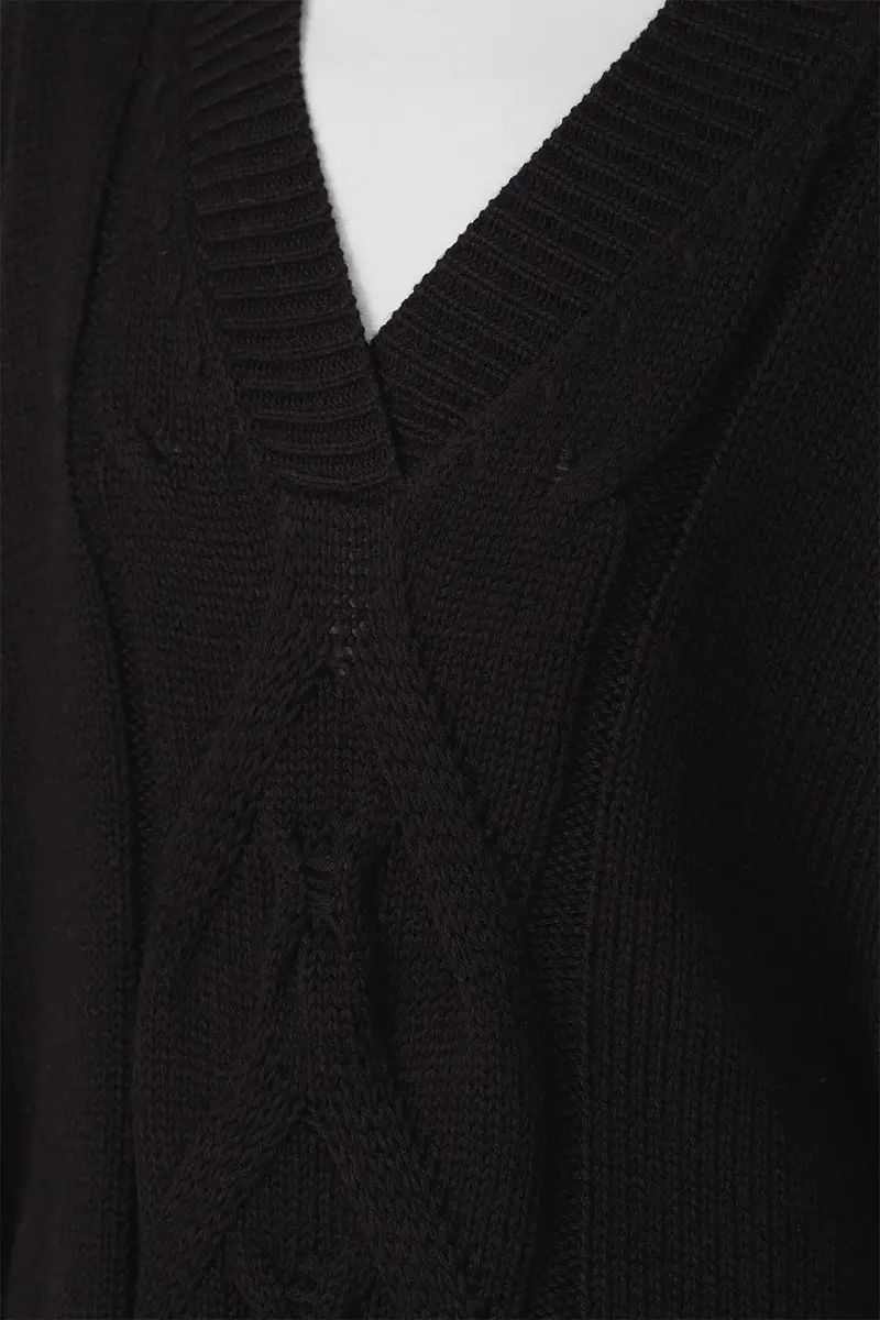 KF/KaufmanFranco Collective Rent the Runway Pre-Loved Black Slouchy Cable Knit Sweater, Small | Oversized V-Neck with Bat Sleeves - view 5