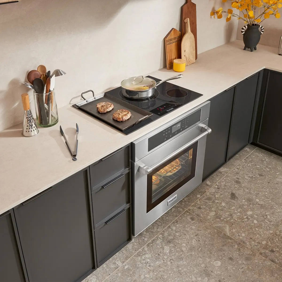 Thor Kitchen 30-Inch Electric Cooktop TEC30 | 4 Elements, 9 Power Levels, Touch Glass Controls - view 3