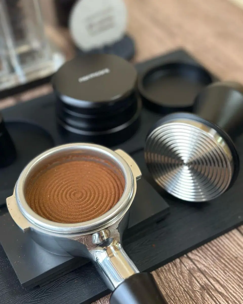 Normcore 58.5mm Spring Loaded Espresso Coffee Tamper V4 with Ripple Base & Stand | Consistent Pressure for Perfect Extraction - view 2