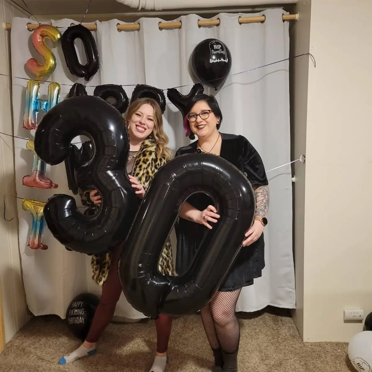 Lingqiang Black Number 3 Balloon 40 inch | Reusable Foil Party Decoration - view 4