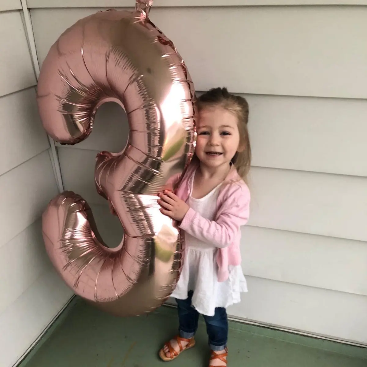 Lingqiang Rose Gold Number 3 Balloon | 40 Inch Large Foil Helium Balloon for Girls & Women Birthday Party Decorations - view 8