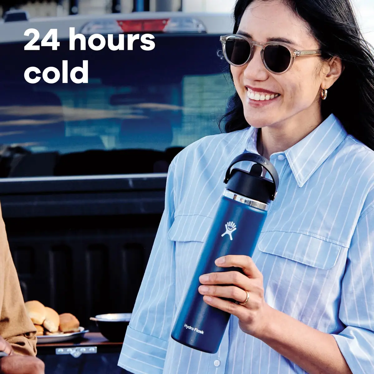 Hydro Flask Wide Mouth Water Bottle 24 Oz (710ml) with Flex Straw Lid | Keeps Drinks Cold for 24 Hours - view 3