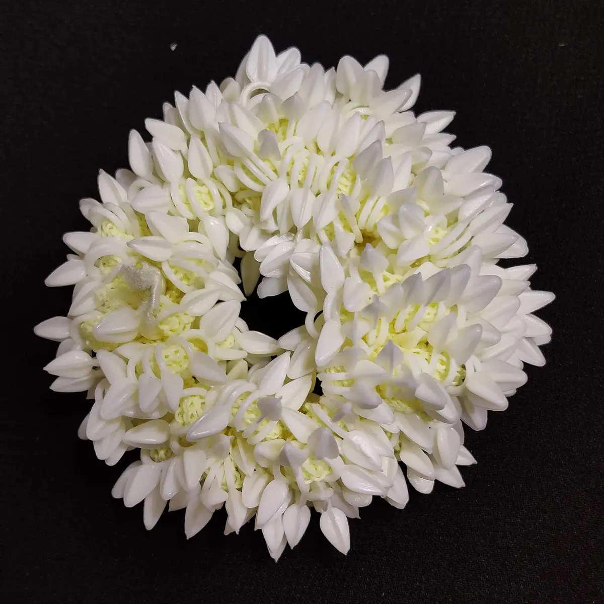 Pretty Charming Artificial Hair Gajra Bands Set of 4 | Floral Pattern - view 3