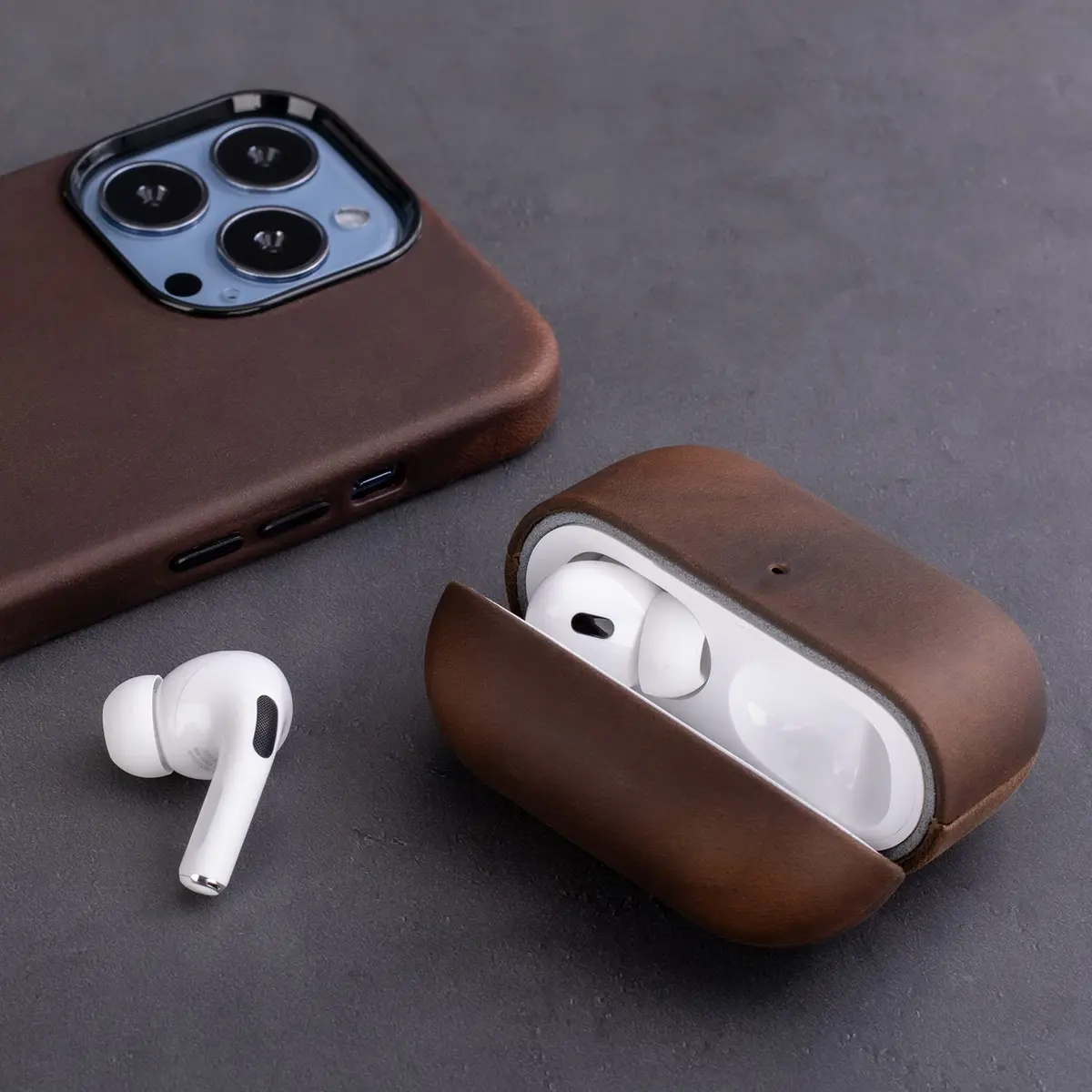 Maogoam Genuine Crazy Horse Leather Case Cover for Apple AirPods Pro 2/1 | Vintage Patina, Precise Fit, Wireless Compatible - view 3