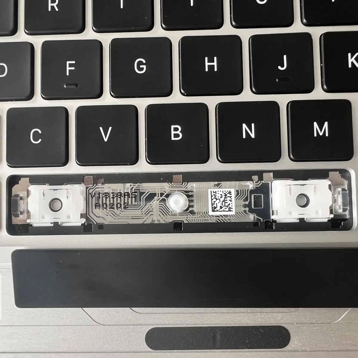 Bfenown Black Replacement Keycaps for MacBook Air M2 M3 M4 13" 15" & Pro 14" 16" M2 M3 M4 (2022-2024) - Full Set - view 10