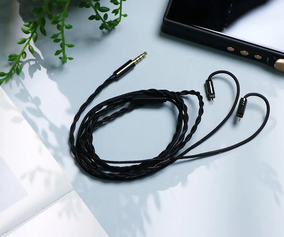 Linsoul Tripowin Zombur 4N OFC in Ear Monitor Cable with Mic, 3.5mm Plug, 1.25m (2-Pin Connector) - view 7