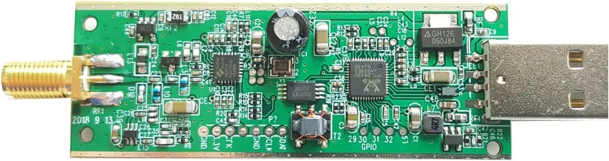RTL-SDR Blog V3 Software Defined Radio Receiver with Dipole Antenna Kit | 500 kHz - 1.7 GHz Tuning Range - view 3