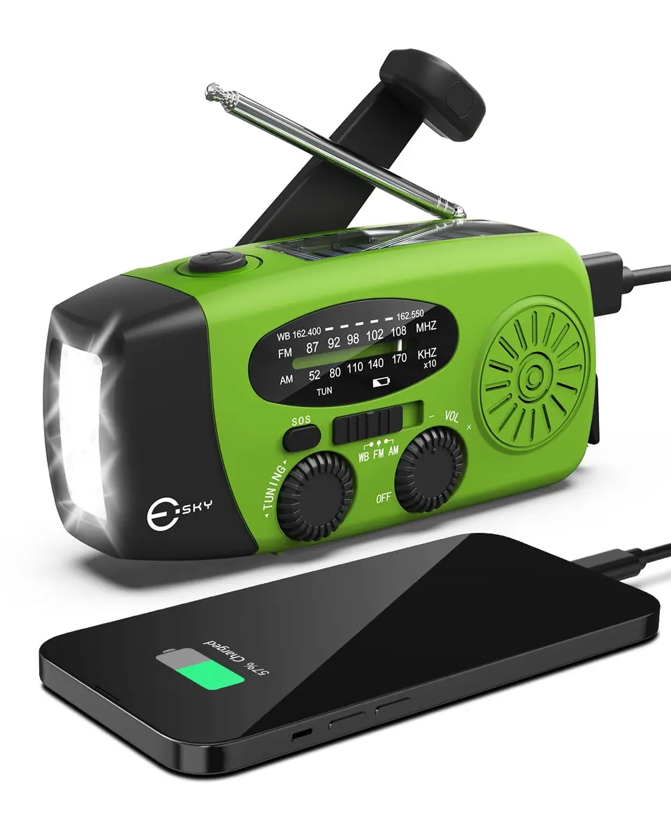 Esky Emergency Hand Crank Radio Green 250g (8.8 oz) | AM/FM/NOAA Weather Alerts with SOS Alarm - main product image