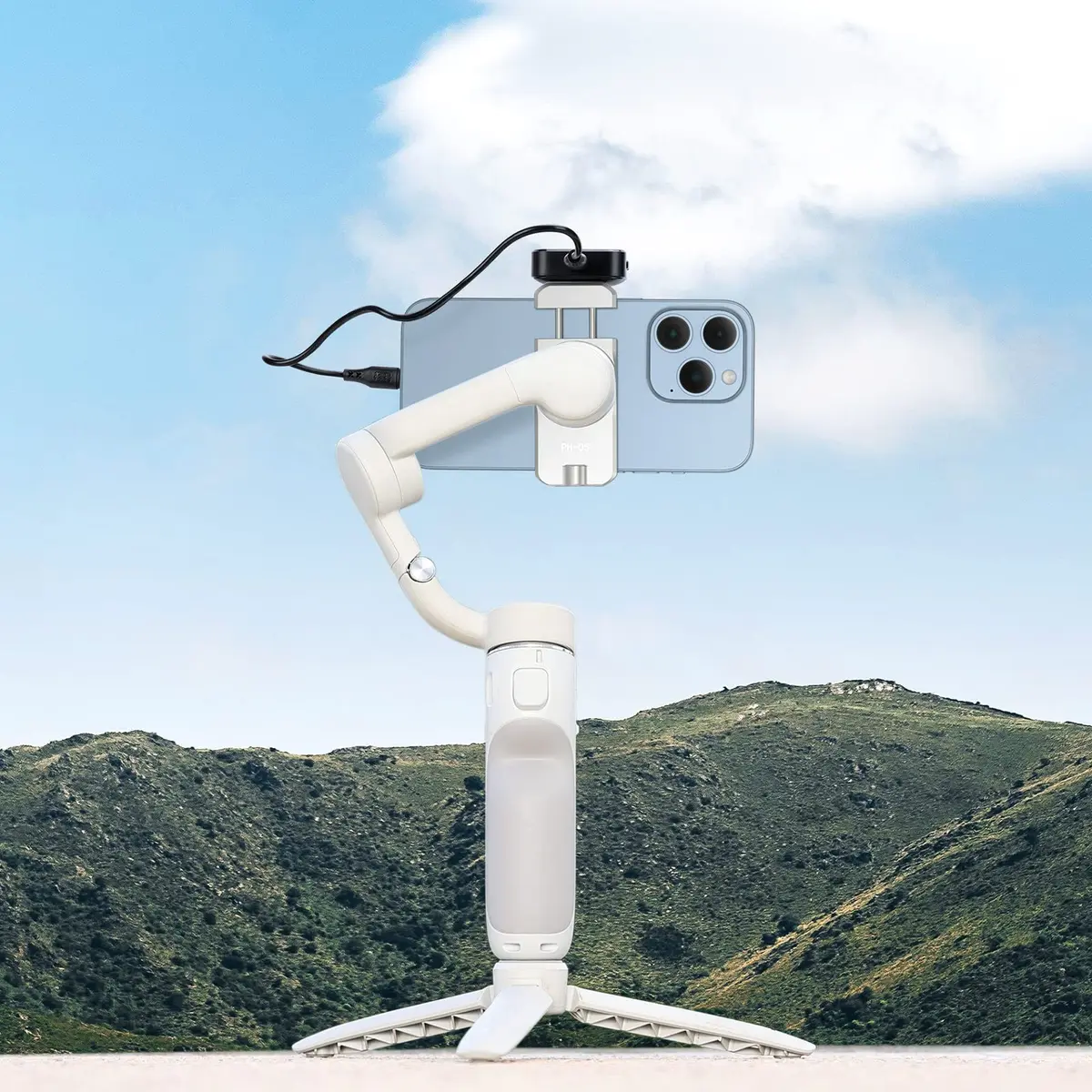 VRIG Select Magnetic Cell Phone Clamp for DJI OM | Metal, Portable, 1/4" Screw, Cold Shoe, 56.5g, Compatible with DJI Osmo Mobile 8/7/6/5 - view 6