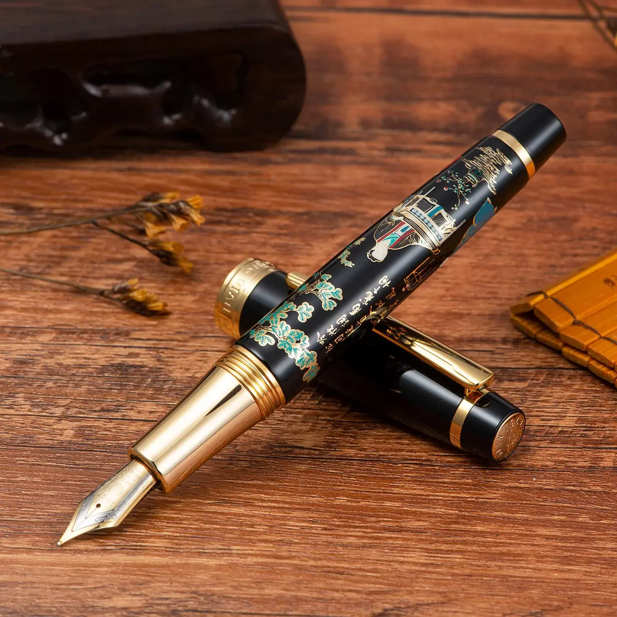 HONG DIAN 231 Chinese Classical Fountain Pen Fine Gold Nib 0.5mm (136mm) | Smooth Writing Pen with Ink Converter - view 4
