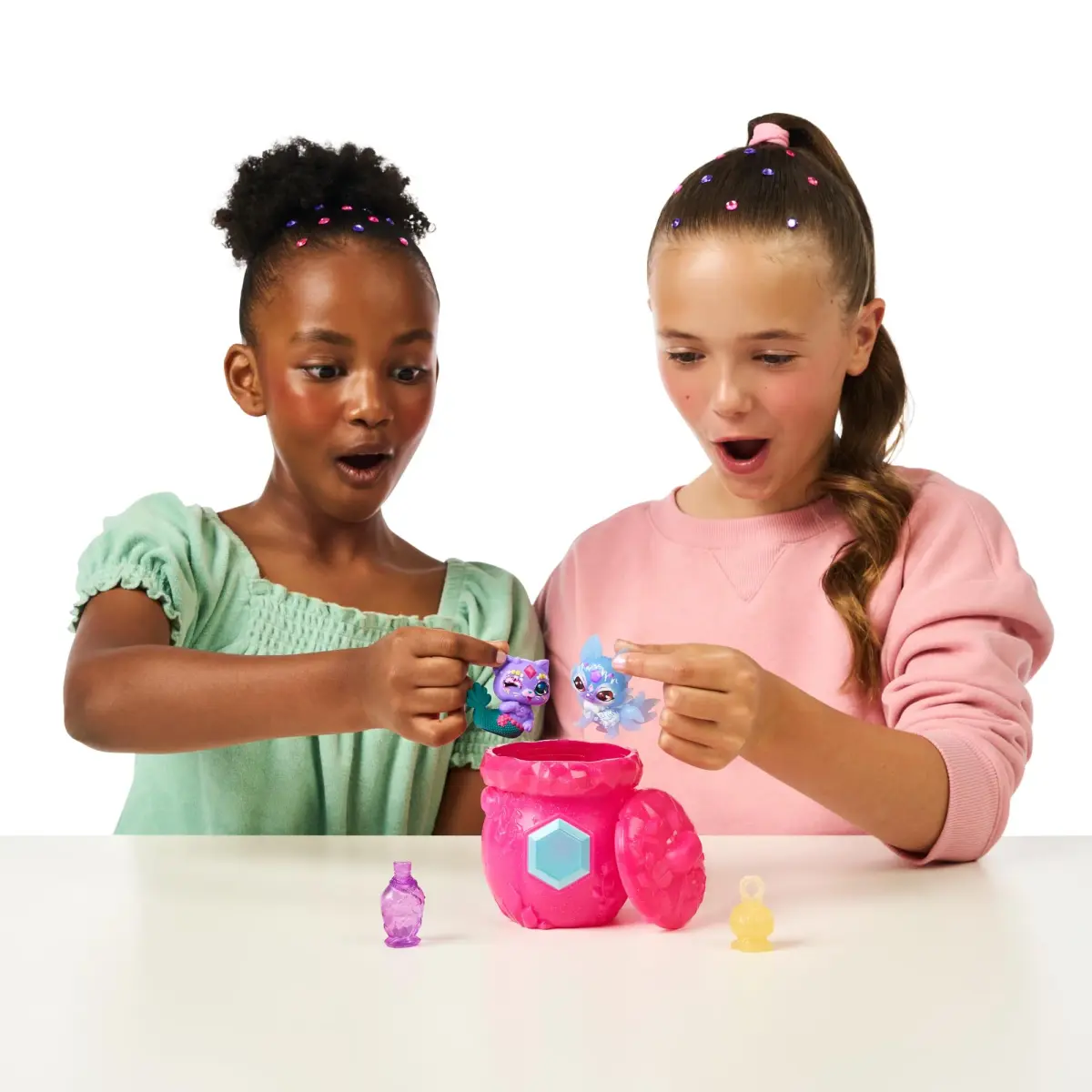 Magic Mixies Mixlings 2 Pack Cauldron with Magical Fizz and Reveal Unboxing, Crystal Woods Series (2 Figurines, 2 Wands, 3 Ingredients) - view 6