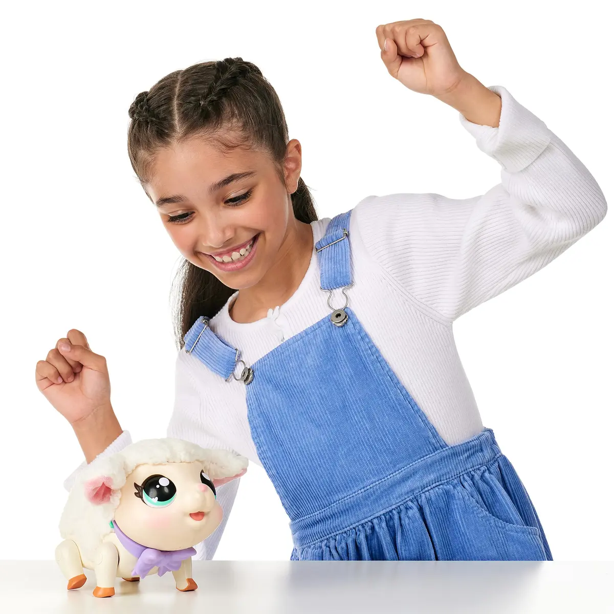 Little Live Pets Snowie The Lamb Interactive Electronic Pet Toy 25+ Sounds & Reactions | Ages 5+ (Includes 3 AA Batteries, Bottle, Leash) - view 5