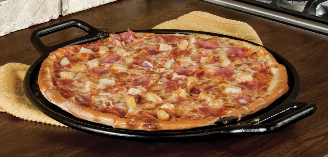 Lodge 14 Inch Seasoned Cast Iron Pizza Pan & ScraperPK 2-Pack | Oven-Safe, Nonstick, Durable - view 3
