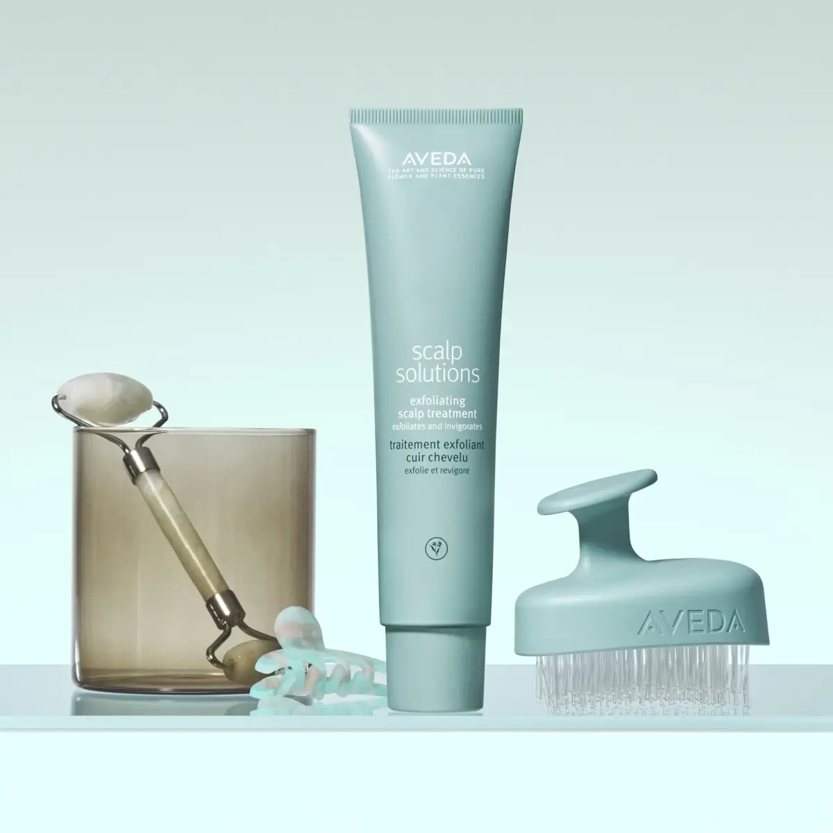 Aveda Scalp Solutions Stimulating Scalp Massager | Exfoliates & Stimulates Micro-Circulation | Green, 71g - view 5