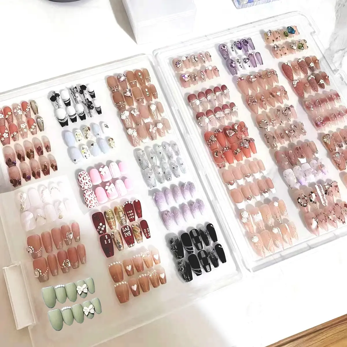 GUXACU Large Transparent Press-On Nail Storage Box (12*9*0.8 inch) | 600 Pieces Capacity, Organizer & Display - view 3