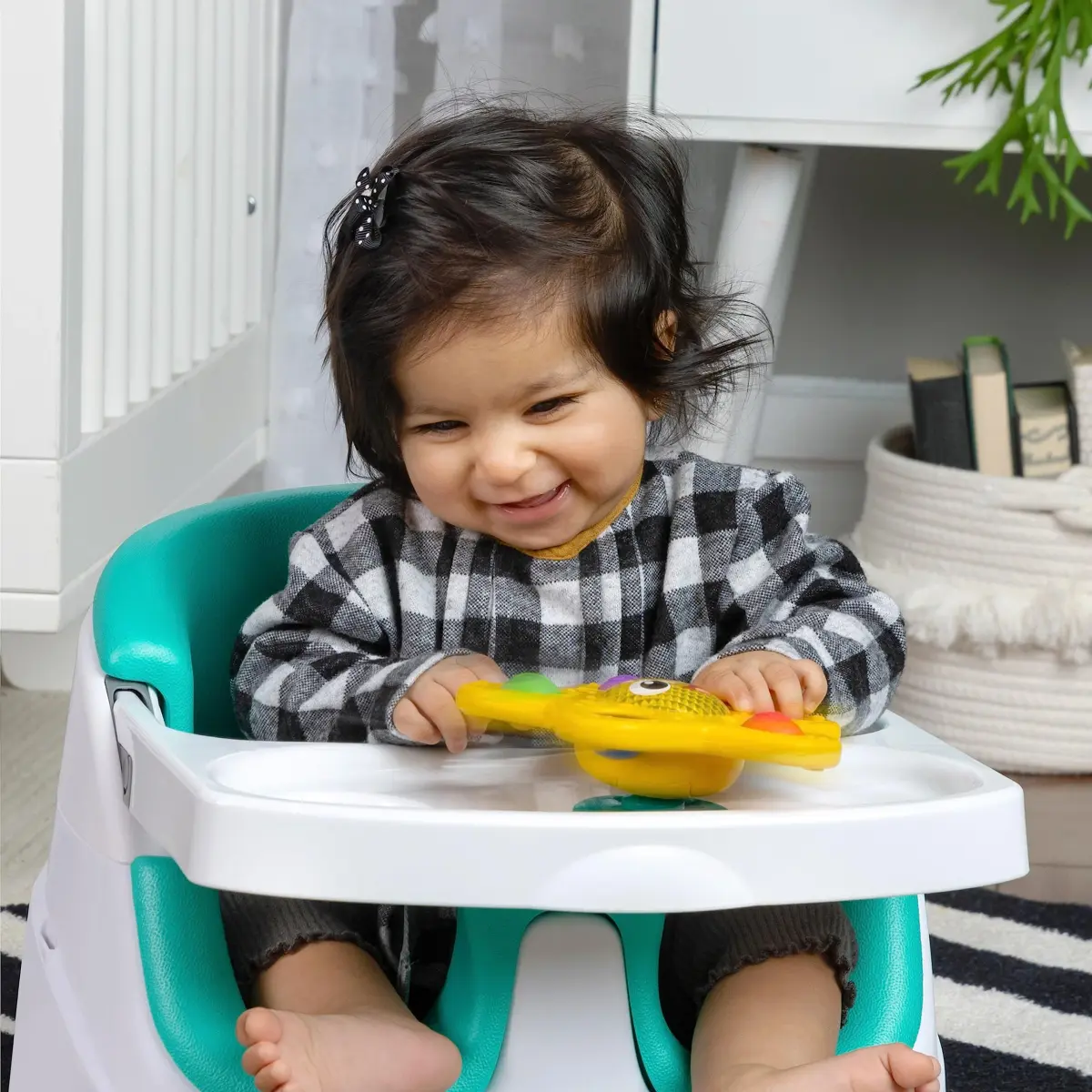 Baby Einstein Ocean Explorers Pop & Glow Starfish Sensory Popper Toy | Ages 6 Months+ - view 4