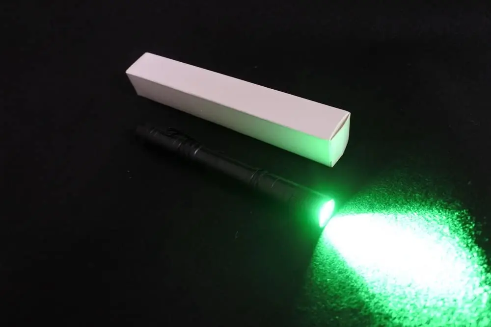 WONDSUNSON Green Light Pen Type Penlight Flashlight | 150 Lumens, Aluminum, IP44, 2 Pack - view 2