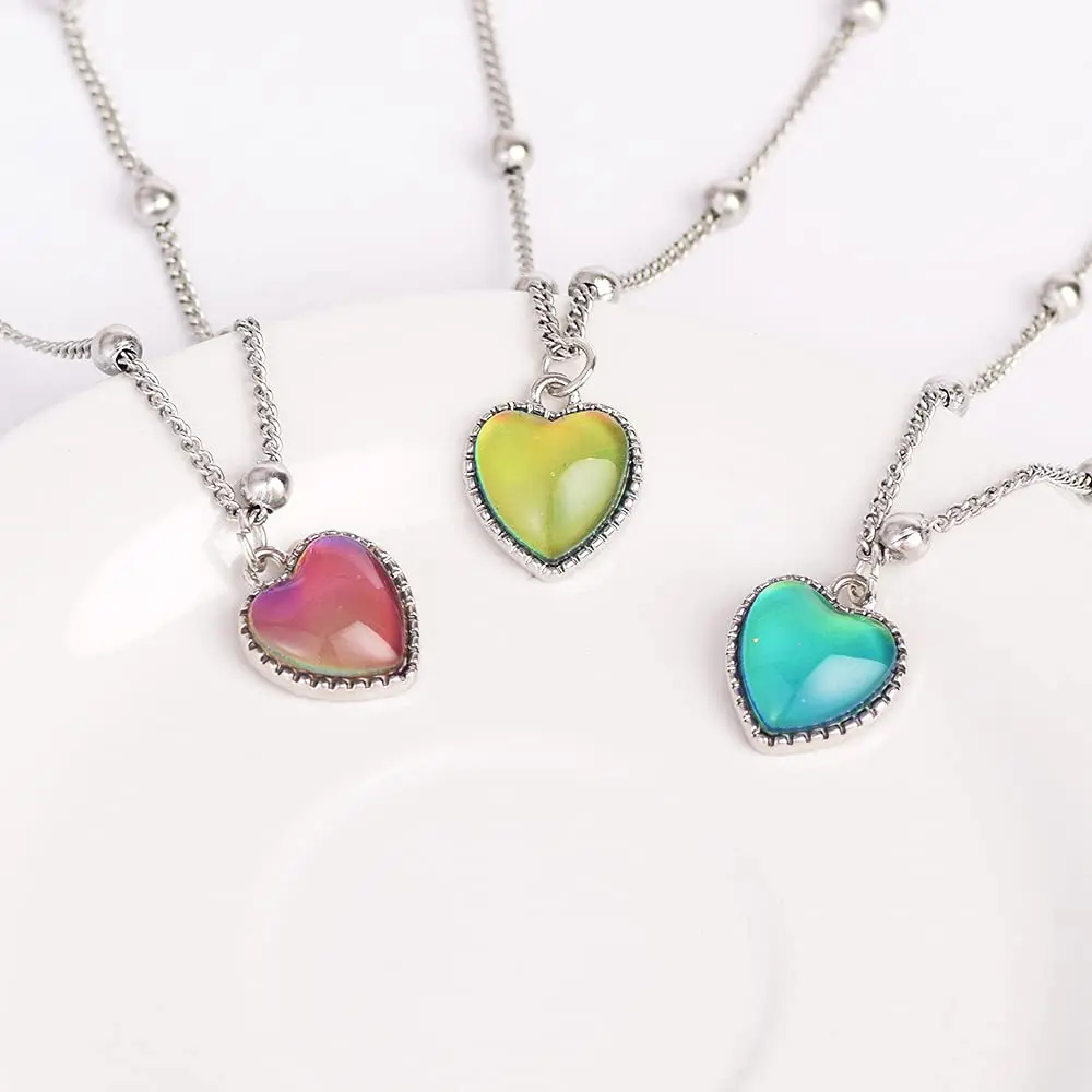 Yocoyee Color Change Love Heart Pendant Necklace 1.4cm x 1.4cm | Temperature-Sensitive Heart Jewelry for Women - view 3
