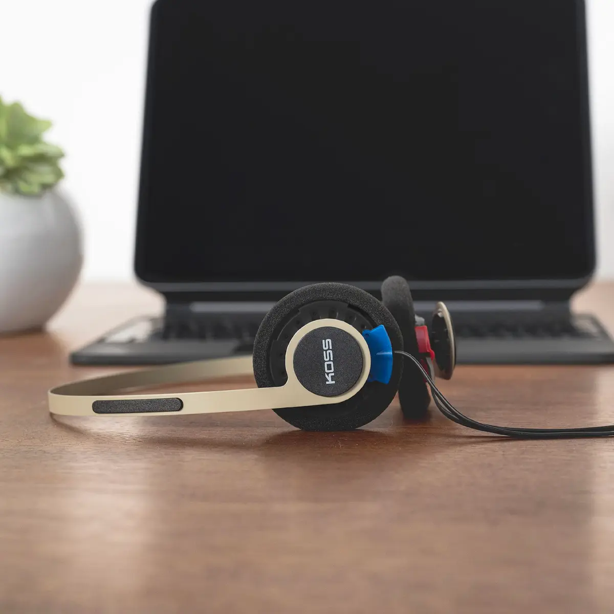 Koss KPH40 Utility On-Ear Headphones Rhythm Beige | Detachable Cord & 3.5mm Jack - view 7