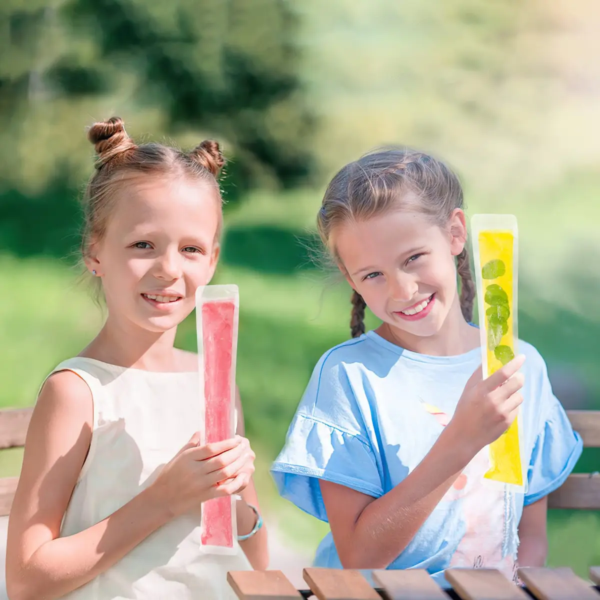 FEBSNOW Disposable Ice Pop Bags with Funnel, 160 Pcs (19cm x 5cm) | BPA-Free Plastic for Healthy Homemade Frozen Treats - view 7