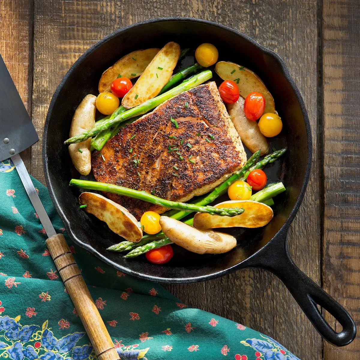 Simple Chef Cast Iron Skillet 3-Piece Set - 12" 10" 8" Heavy-Duty Pre-Seasoned Cookware - view 2