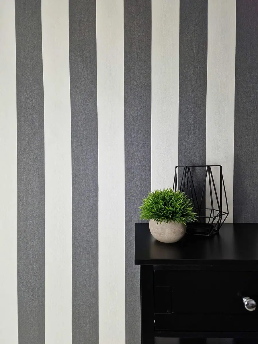 WALLCOVER Non-Woven Wallpaper Black Stripes 10.05 x 0.53 m | Modern Block Stripe Design for Home & Office - view 4