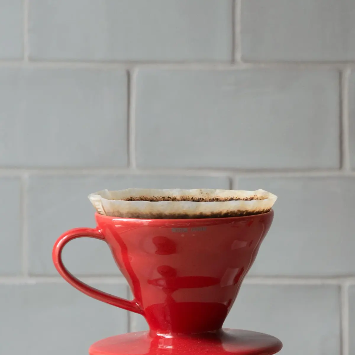 Hario V60 Ceramic Coffee Dripper Red 600ml (1-4 Cups) | Expert Pour-Over Coffee Brewer - view 5