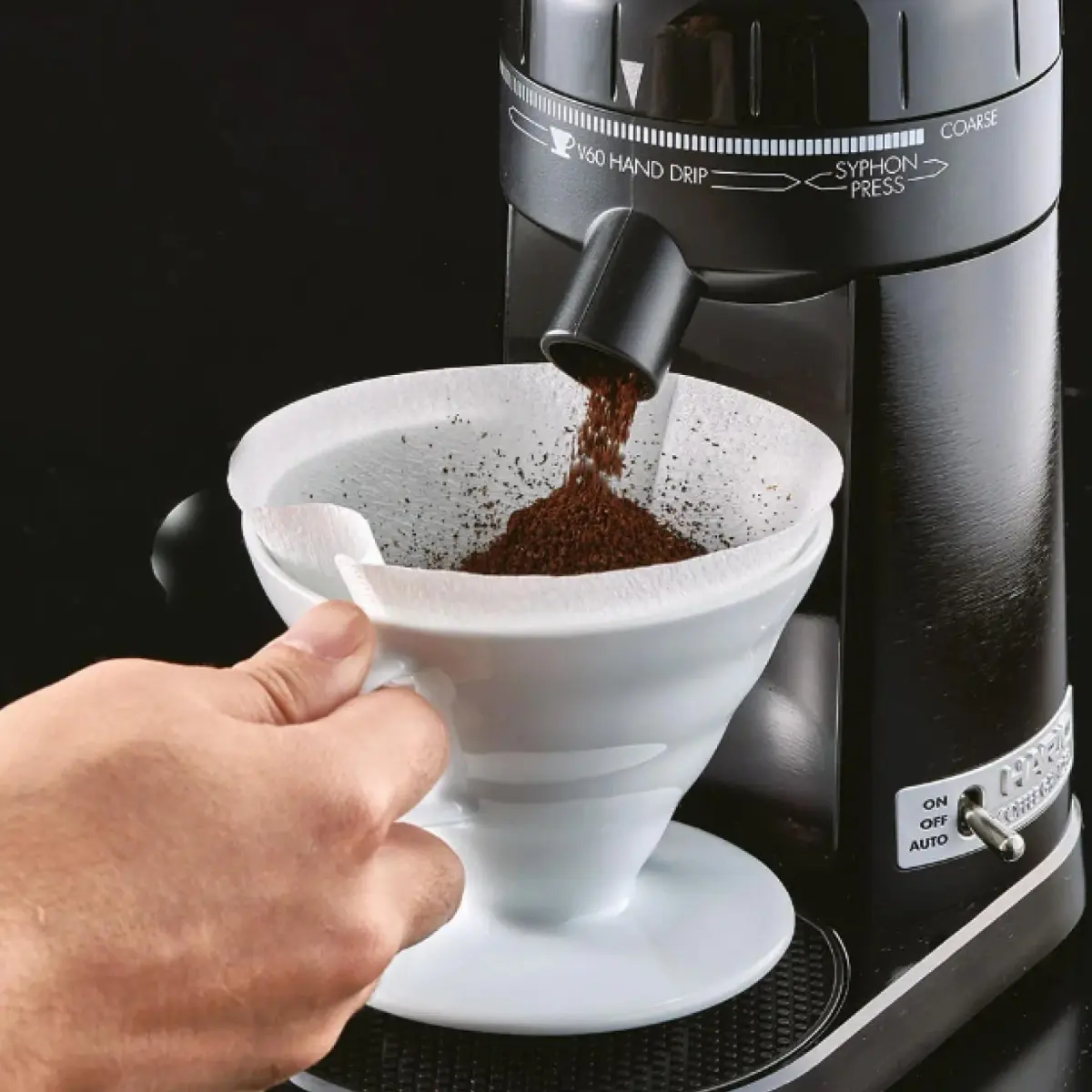 Hario V60 Ceramic Coffee Dripper Red 600ml (1-4 Cups) | Expert Pour-Over Coffee Brewer - view 4