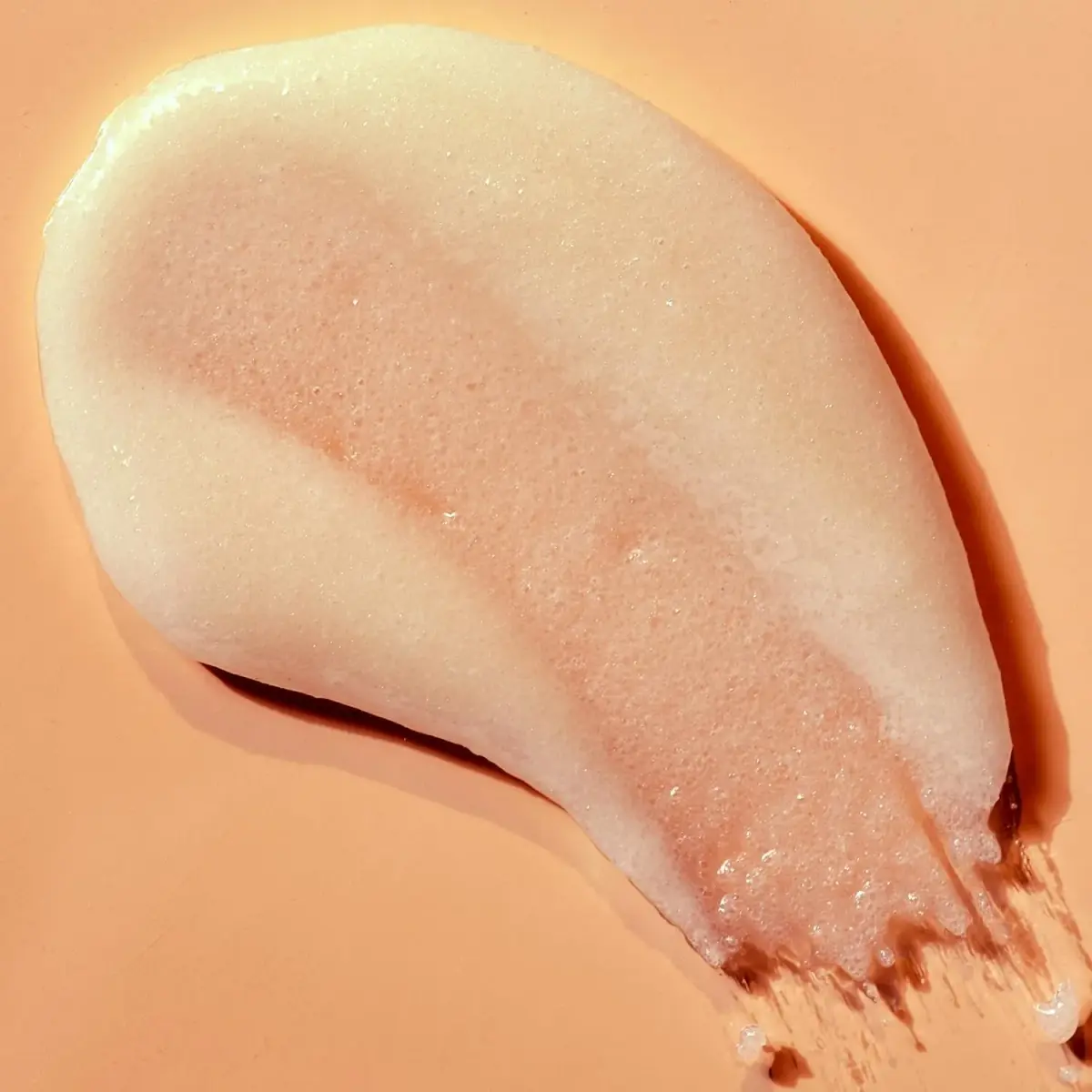 Tree Hut Vanilla Shea Sugar Scrub 510g (18 oz) | Exfoliating & Hydrating Body Treatment - view 4