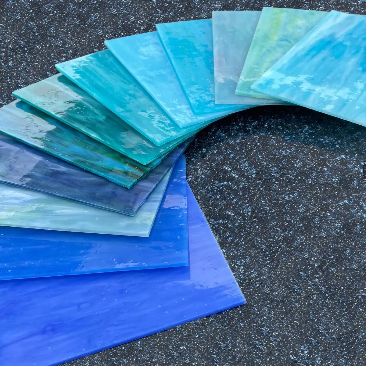 LITMIND Blue Stained Glass Sheets | 12 Sheets, 6" x 4" | Vibrant Mosaic Art Supplies - view 4