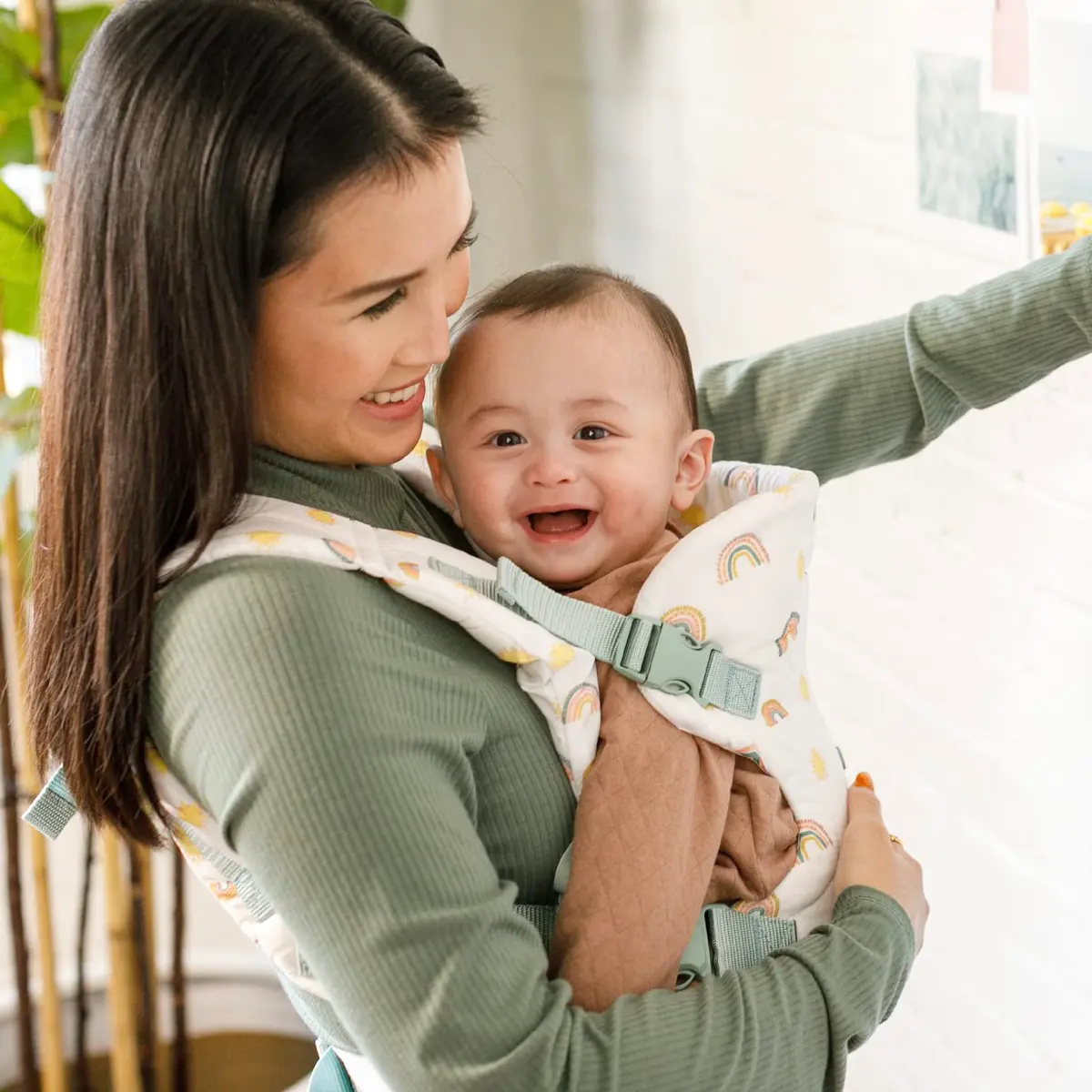 Infantino Flip 4-in-1 Baby Carrier Convertible Ergonomic, Rainbow | Adjustable, 8-32 lbs, 4 Carry Modes - view 7