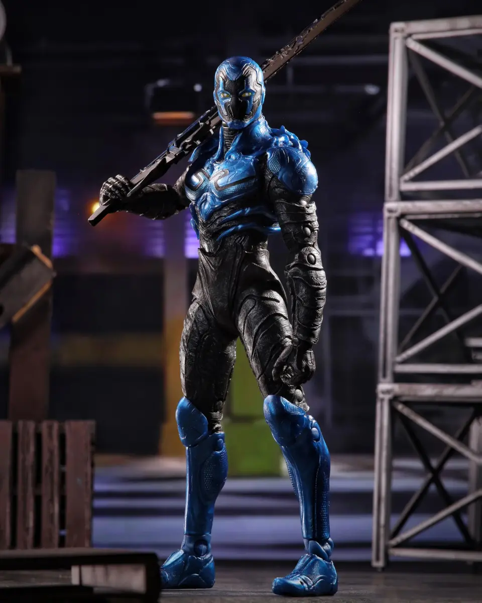 McFarlane Toys DC Multiverse Blue Beetle Action Figure 7in (17.78cm) | Ultra Articulated - view 3